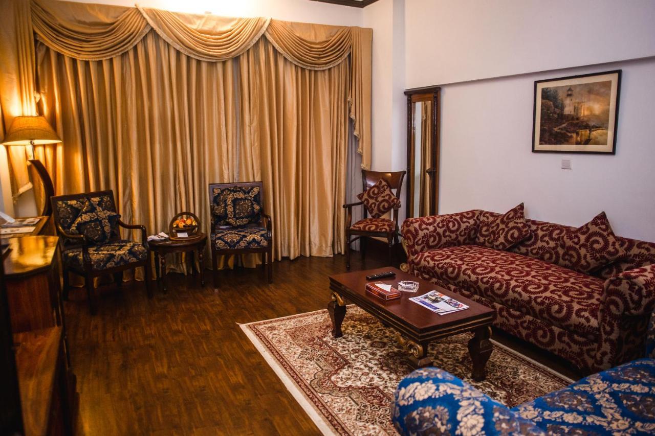 Hotel Mehran Karachi Buitenkant foto