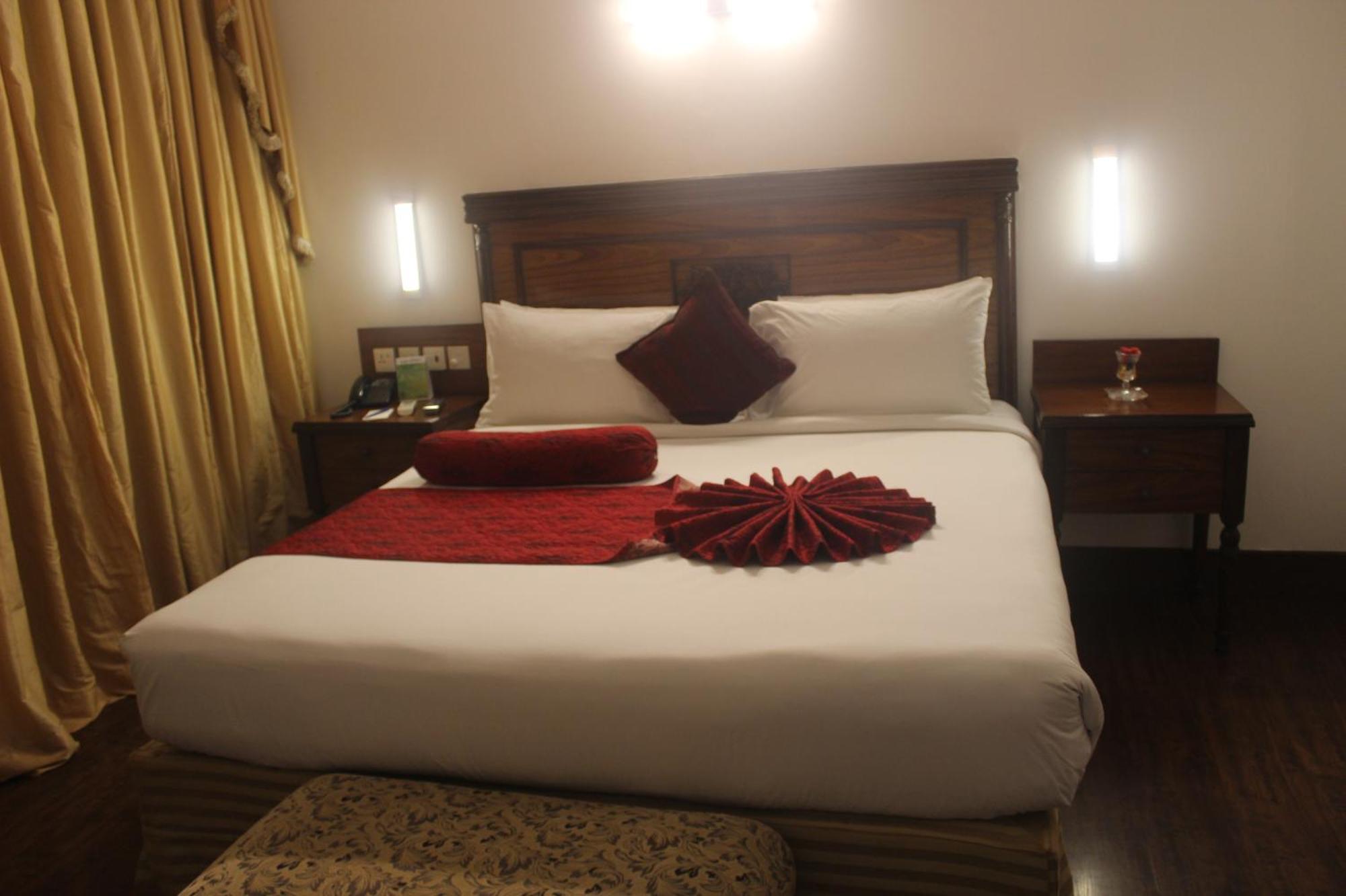 Hotel Mehran Karachi Buitenkant foto