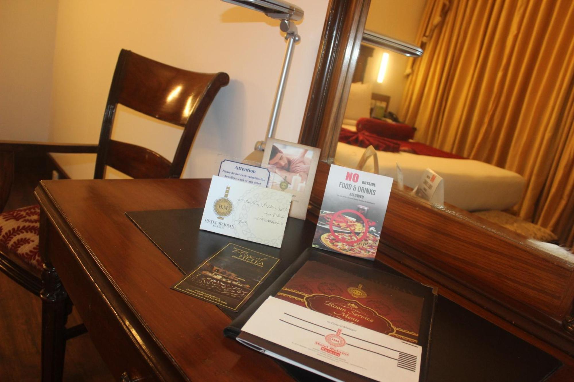 Hotel Mehran Karachi Buitenkant foto
