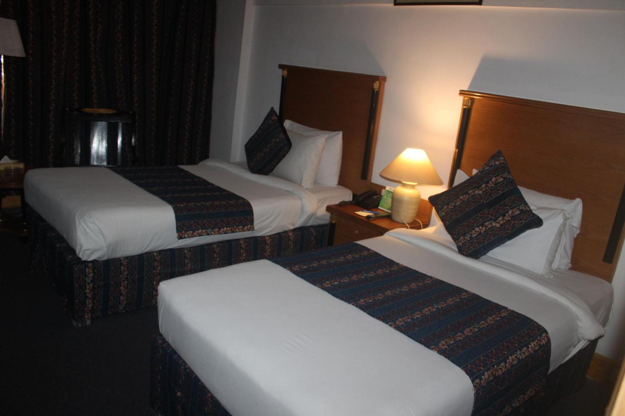 Hotel Mehran Karachi Buitenkant foto