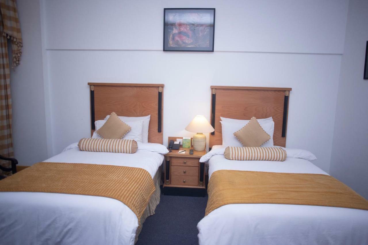 Hotel Mehran Karachi Buitenkant foto