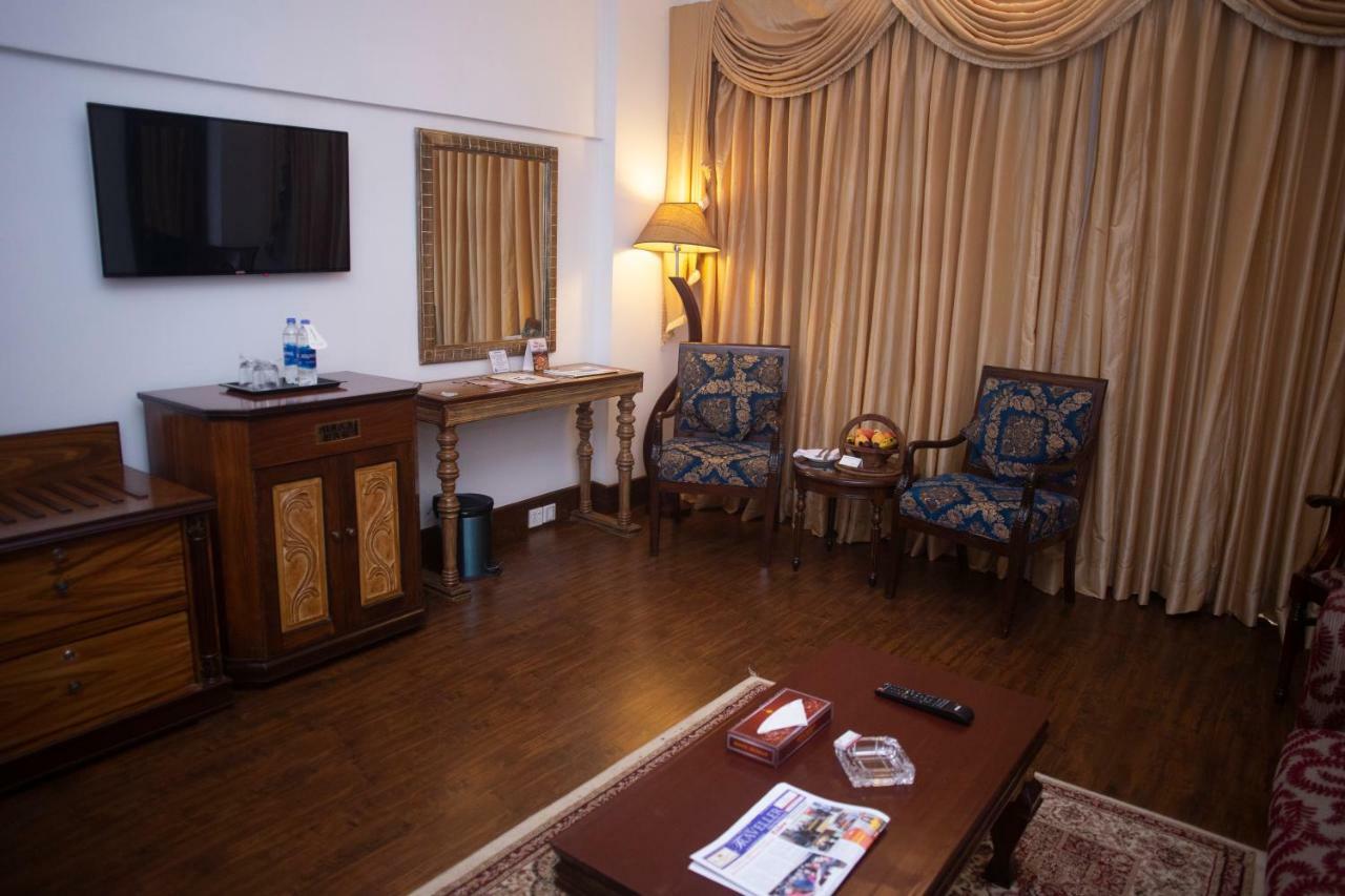 Hotel Mehran Karachi Buitenkant foto