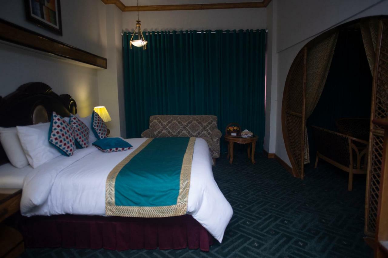 Hotel Mehran Karachi Buitenkant foto